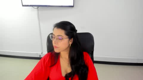 Snapshot of studcb_ chatting on December 2025 02:04:01 PM studcb_ online show from December 2025 02:04:01 PM