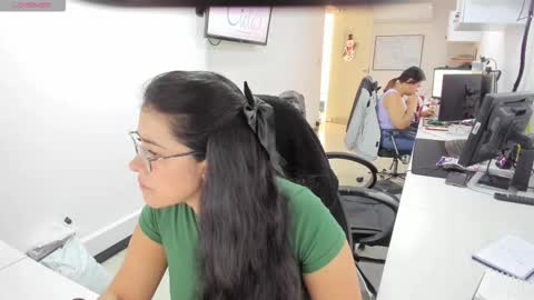 Snapshot of studcb_ chatting on January 2026 05:05:01 PM studcb_ online show from January 2026 05:05:01 PM