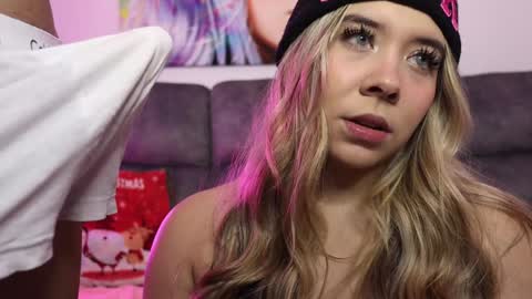 students_porn online show from December 2024 08:15:01 PM