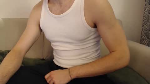 Stud From Paris online show from February 2026 04:17:01 PM
