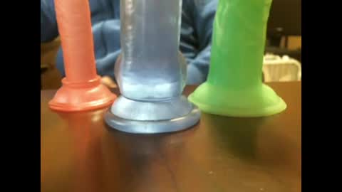 Snapshot of studinto chatting on January 2025 10:40:01 AM BadBrad online show from January 2025 10:40:01 AM