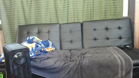 StudioWahines online show from January 2026 04:01:01 PM