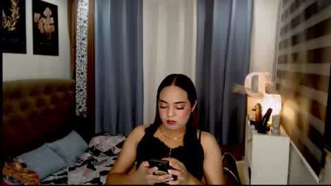 studqueendomi online show from April 2026 06:09:01 PM