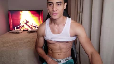 Snapshot of stylishman01 chatting on April 2026 01:05:02 PM stylish man online show from April 2026 01:05:02 PM