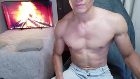 Snapshot of stylishman01 chatting on May 2026 07:20:02 PM stylish man online show from May 2026 07:20:02 PM