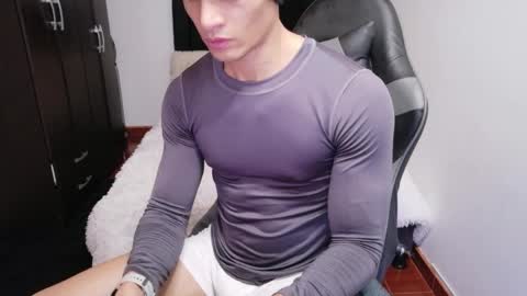 Snapshot of stylishman01 chatting on May 2026 08:59:01 PM stylish man online show from May 2026 08:59:01 PM