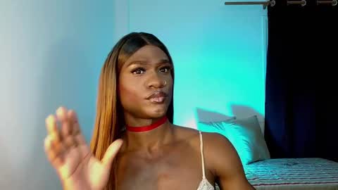 Suanny Klatten  It is my account independent  online show from March 2025 04:28:01 AM