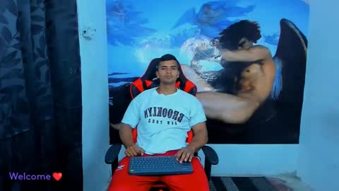 Snapshot of suarez_monkey chatting on December 2024 04:42:01 AM suarez monkey online show from December 2024 04:42:01 AM