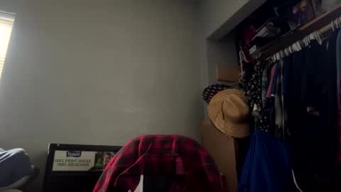 Snapshot of suavecito67 chatting on November 2025 03:58:02 PM suavecito67 online show from November 2025 03:58:02 PM