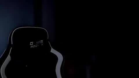 sub_austr online show from January 2025 09:05:01 PM