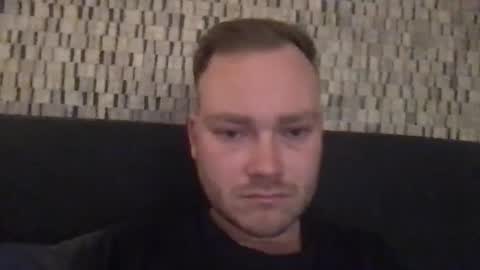 sub_austr online show from March 2025 07:27:02 PM