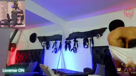 Snapshot of subarashi_ishi69 chatting on May 2026 07:01:02 PM subarashi_ishi69 online show from May 2026 07:01:02 PM