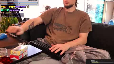 Im Substanc3  online show from November 2025 10:04:01 AM