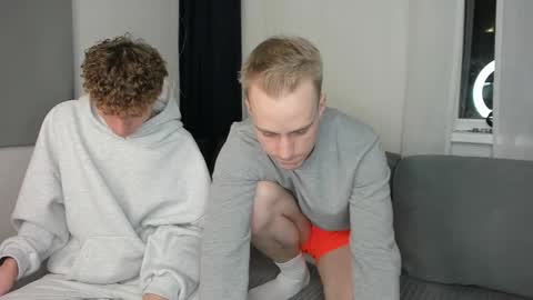 Kevin online show from November 2025 07:14:01 PM