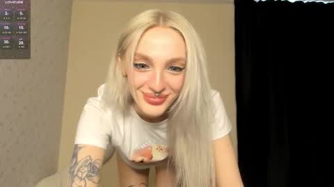 Snapshot of succubantra chatting on February 2026 01:04:02 PM Chloe online show from February 2026 01:04:02 PM
