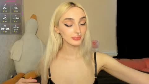 Snapshot of succubantra chatting on April 2026 11:54:02 AM Chloe online show from April 2026 11:54:02 AM