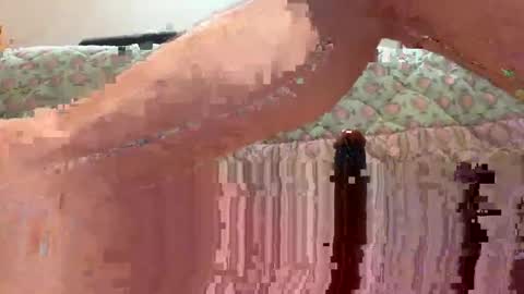 Snapshot of suckmeoffuk chatting on February 2026 04:14:01 PM JJ online show from February 2026 04:14:01 PM