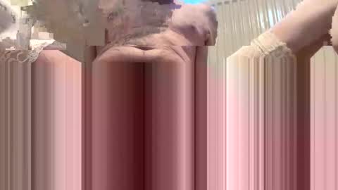 Snapshot of suckmeoffuk chatting on February 2026 02:02:02 PM JJ online show from February 2026 02:02:02 PM