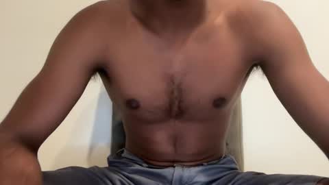 Snapshot of suckmiiiii chatting on February 2026 09:45:01 AM Allyours online show from February 2026 09:45:01 AM