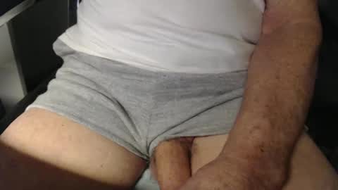 Snapshot of suckthisgaycock chatting on January 2025 04:06:01 AM suckthisgaycock online show from January 2025 04:06:01 AM