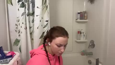 Snapshot of suerrab3304 chatting on October 2025 05:10:02 AM suerrab3304 online show from October 2025 05:10:02 AM