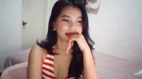 Rosiee online show from November 2025 09:57:02 PM