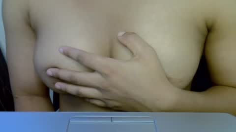 Snapshot of sugar_peach0 chatting on February 2026 01:51:01 PM Ella online show from February 2026 01:51:01 PM