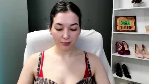 Snapshot of sugar_xmegan chatting on June 2026 07:01:02 AM Megan online show from June 2026 07:01:02 AM