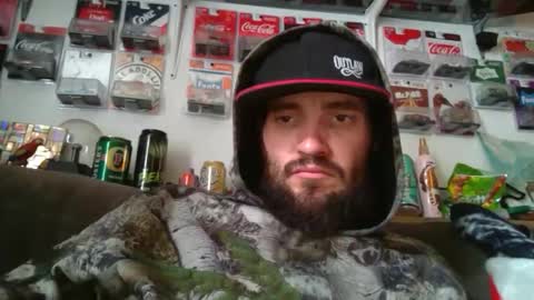 Snapshot of sugarbush696 chatting on October 2025 06:43:01 PM Sugarbush696 online show from October 2025 06:43:01 PM