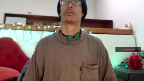 Snapshot of suggabrown_ chatting on March 2026 05:49:01 PM suggabrown_ online show from March 2026 05:49:01 PM