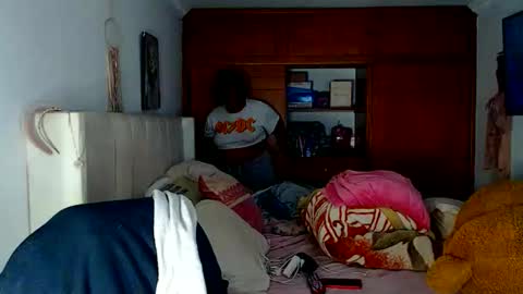 Cami   Back in 2 hours online show from June 2026 04:32:02 AM