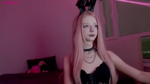 Snapshot of suicide_yuno chatting on January 2026 08:54:02 PM Yunoo online show from January 2026 08:54:02 PM