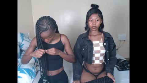 Snapshot of sultryvibesonly chatting on November 2025 01:22:01 AM sultryvibesonly online show from November 2025 01:22:01 AM