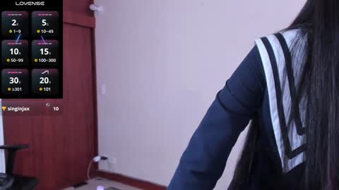 Nicolle  online show from December 2024 03:22:01 PM