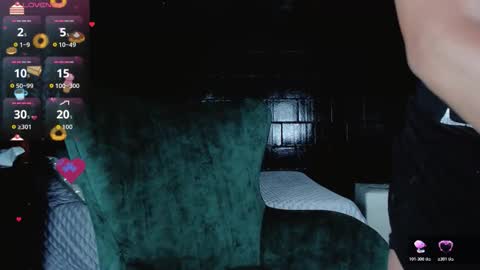 Summer online show from December 2025 02:38:01 AM