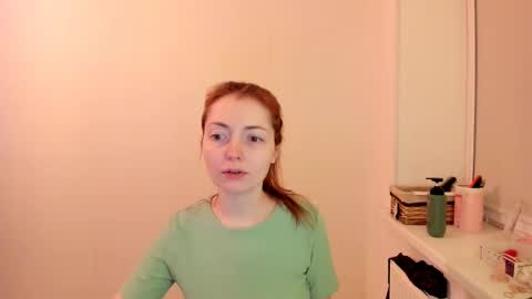 Snapshot of summer_preston chatting on January 2026 11:19:01 PM Summer Preston online show from January 2026 11:19:01 PM