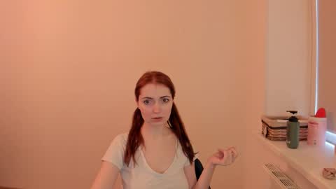 Snapshot of summer_preston chatting on March 2026 09:25:02 AM Summer Preston online show from March 2026 09:25:02 AM