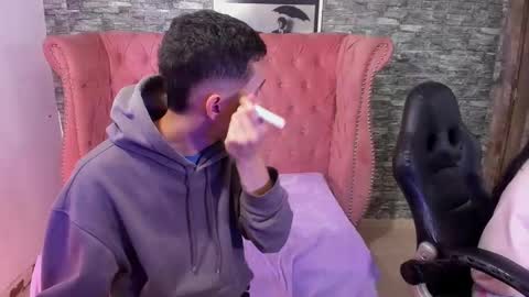 Summer And Erick online show from December 2024 01:47:01 PM