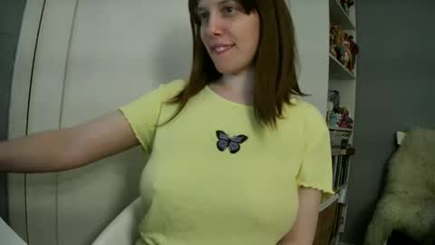 summerbluesky online show from May 2026 05:10:02 PM