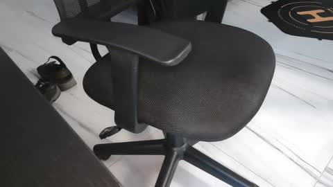 Snapshot of sun116 chatting on December 2024 12:40:02 AM sun116 online show from December 2024 12:40:02 AM