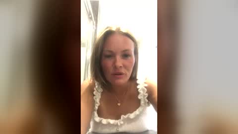 Snapshot of sunbed66 chatting on July 2026 07:44:01 PM sunbed66 online show from July 2026 07:44:01 PM