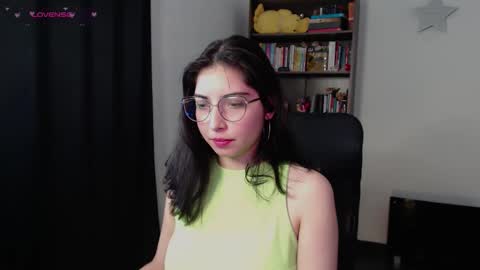 Snapshot of sunflower_uwu chatting on March 2026 02:21:02 PM violetta online show from March 2026 02:21:02 PM