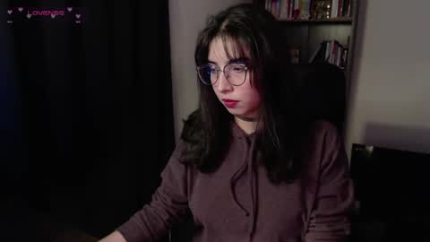 Snapshot of sunflower_uwu chatting on April 2026 09:26:01 PM violetta online show from April 2026 09:26:01 PM