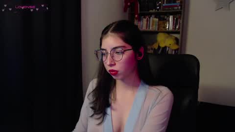 Snapshot of sunflower_uwu chatting on May 2026 12:15:01 AM violetta online show from May 2026 12:15:01 AM