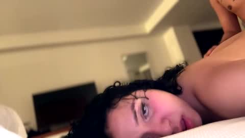 Sofie online show from February 2025 10:02:01 AM