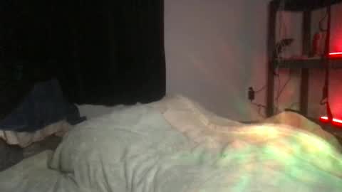 Snapshot of sunny_clementine chatting on January 2025 07:46:02 AM Sunny Clementine online show from January 2025 07:46:02 AM