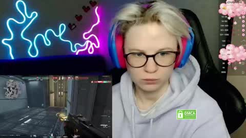 sunny mood online show from November 2025 10:04:02 AM