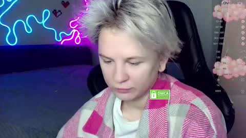 sunny mood online show from November 2025 07:14:01 AM