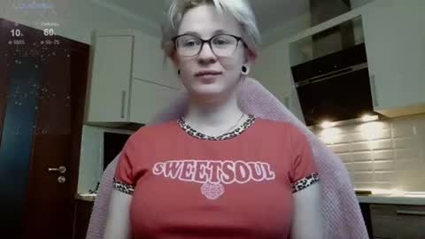 Snapshot of sunny_mood chatting on July 2026 07:04:01 AM sunny mood online show from July 2026 07:04:01 AM