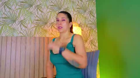 Snapshot of sunny_river chatting on January 2026 11:34:02 AM Sunny River online show from January 2026 11:34:02 AM